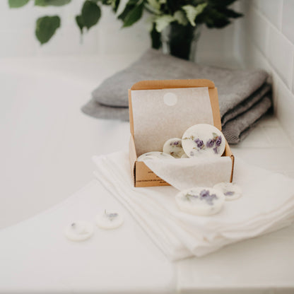 Juniper & limonium scented wax rounds