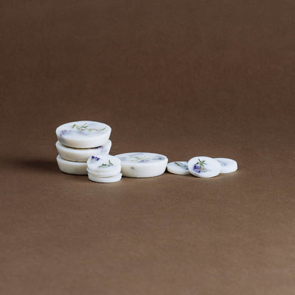 Juniper & limonium scented wax rounds