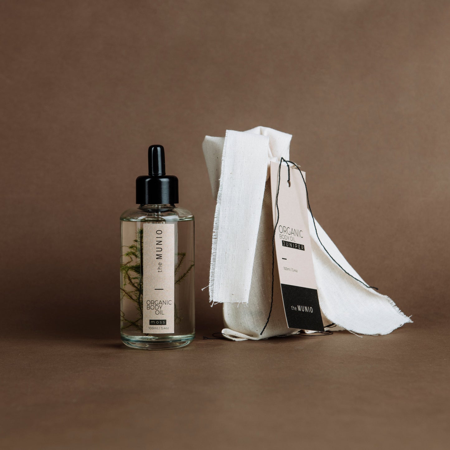 Moss organic body oil