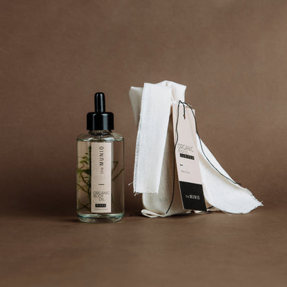 Moss organic body oil