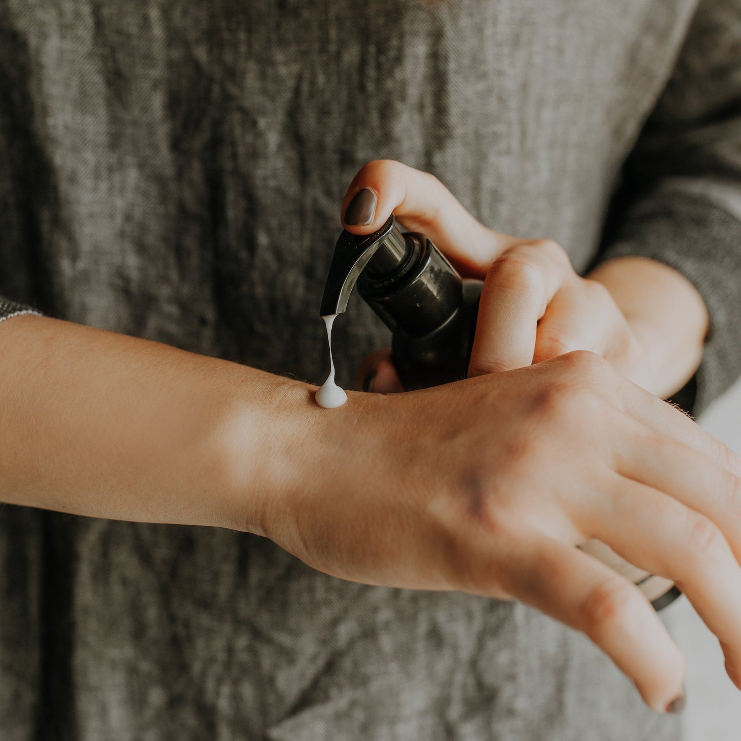 Juniper organic hand lotion in 200ml black bottle